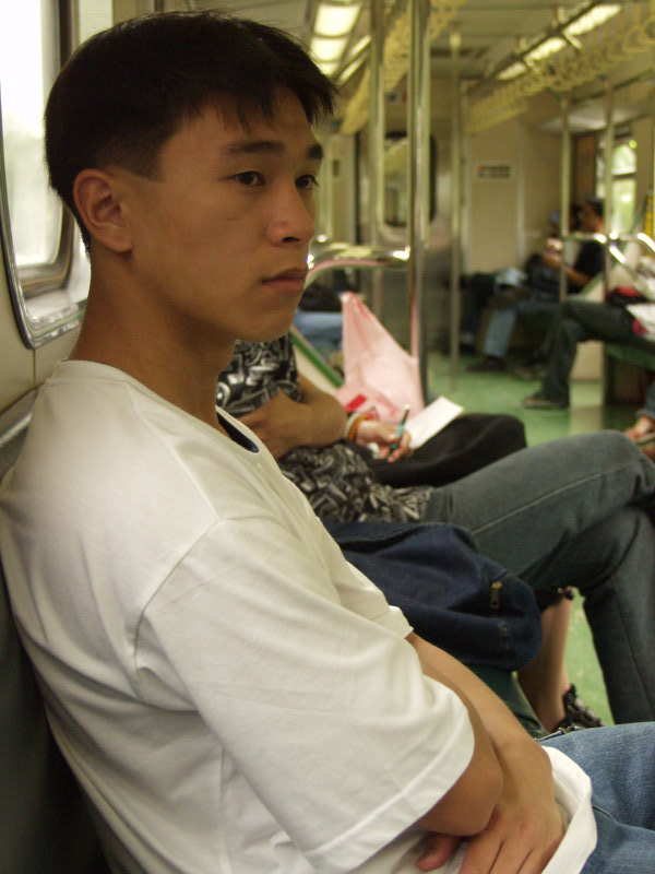 台灣鐵路旅遊攝影電車-區間車旅客特寫2003攝影照片52