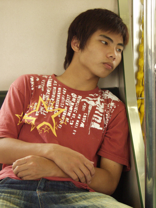 台灣鐵路旅遊攝影電車-區間車旅客特寫2003攝影照片56