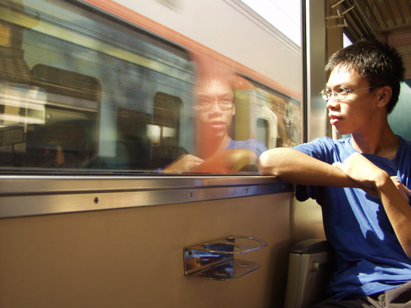 台灣鐵路旅遊攝影電車-區間車旅客特寫2003攝影照片63
