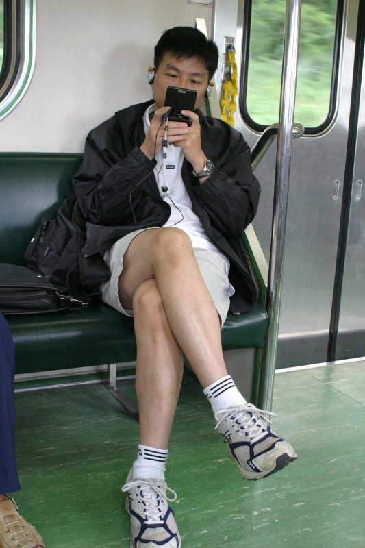 台灣鐵路旅遊攝影電車-區間車旅客特寫2004攝影照片11