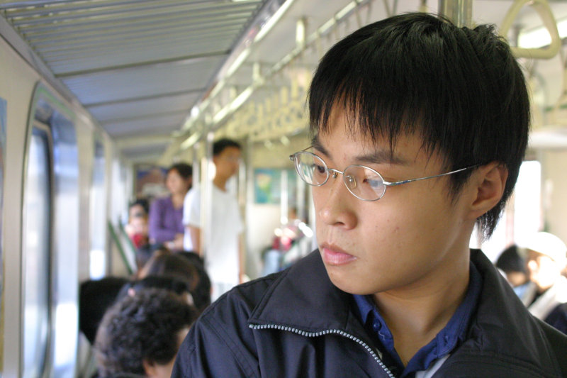 台灣鐵路旅遊攝影電車-區間車旅客特寫2004攝影照片28