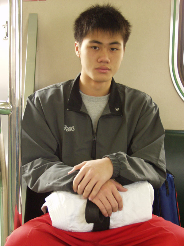 台灣鐵路旅遊攝影電車-區間車旅客特寫2004攝影照片51