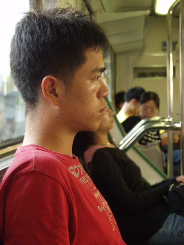 台灣鐵路旅遊攝影電車-區間車旅客特寫2004攝影照片63