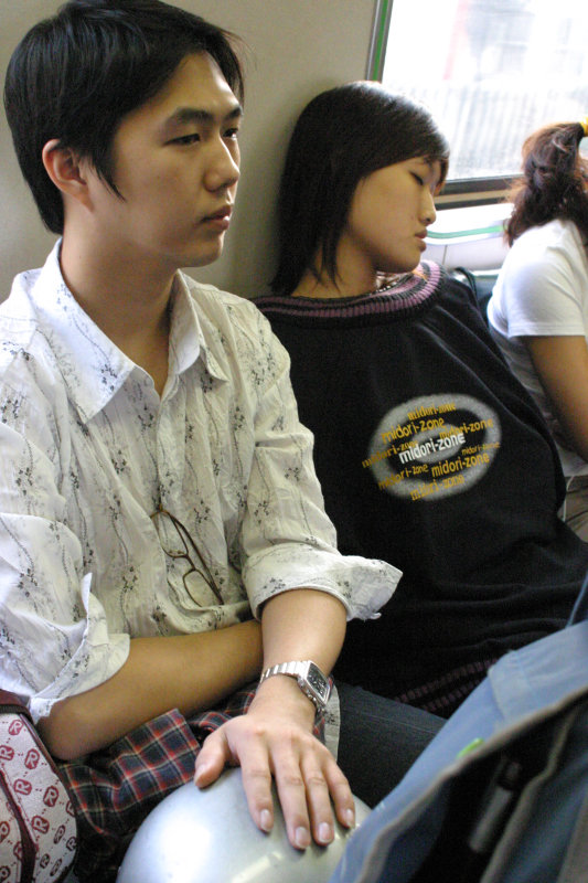 台灣鐵路旅遊攝影電車-區間車旅客特寫2005攝影照片32