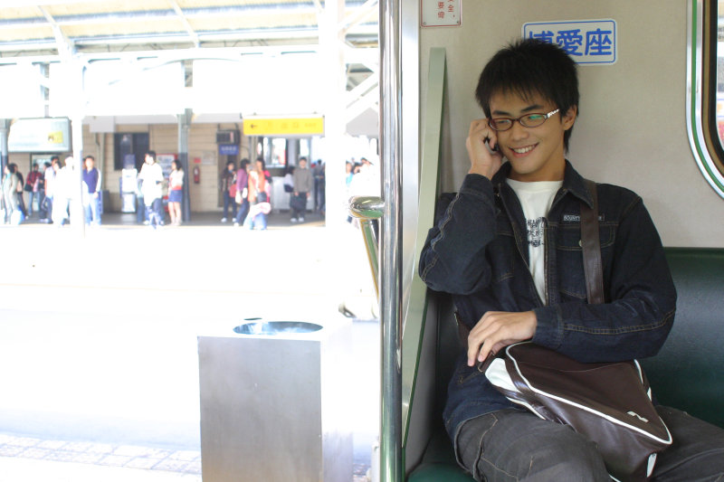 台灣鐵路旅遊攝影電車-區間車旅客特寫2005攝影照片35