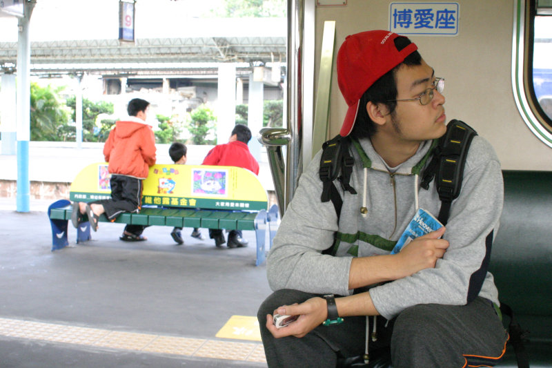 台灣鐵路旅遊攝影電車-區間車旅客特寫2005攝影照片61