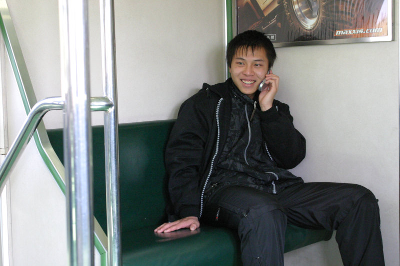 台灣鐵路旅遊攝影電車-區間車旅客特寫2005攝影照片85