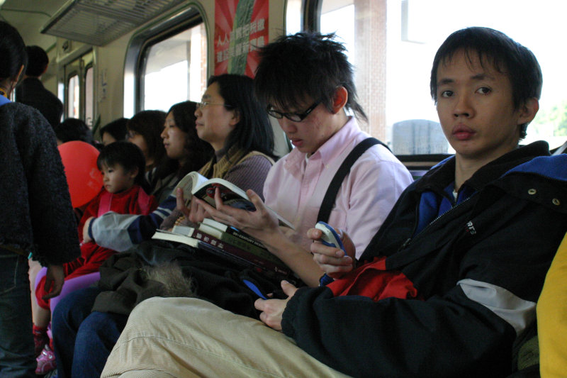 台灣鐵路旅遊攝影電車-區間車旅客特寫2005攝影照片122