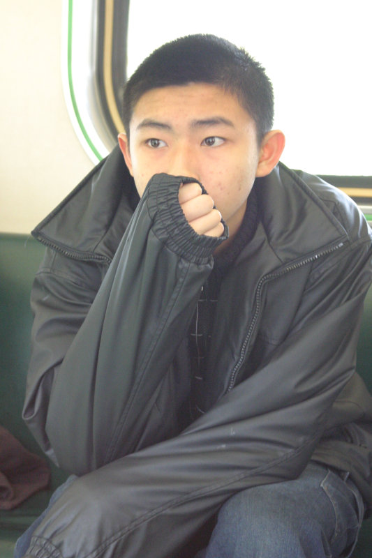台灣鐵路旅遊攝影電車-區間車旅客特寫2005攝影照片178