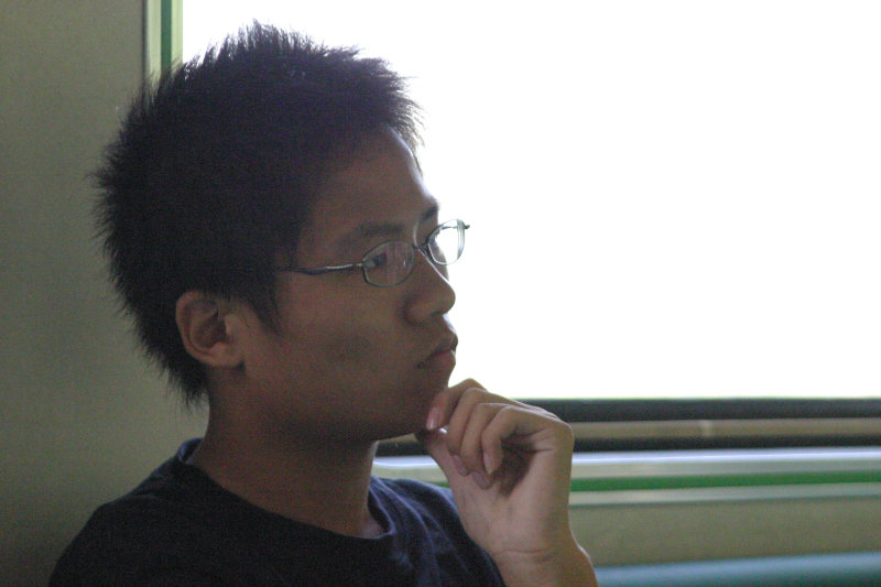 台灣鐵路旅遊攝影電車-區間車旅客特寫2005攝影照片194