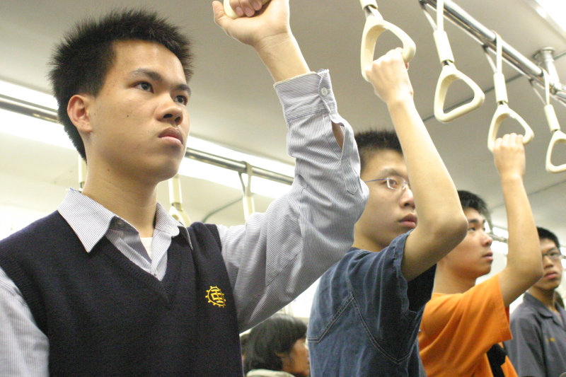 台灣鐵路旅遊攝影電車-區間車旅客特寫2005攝影照片217