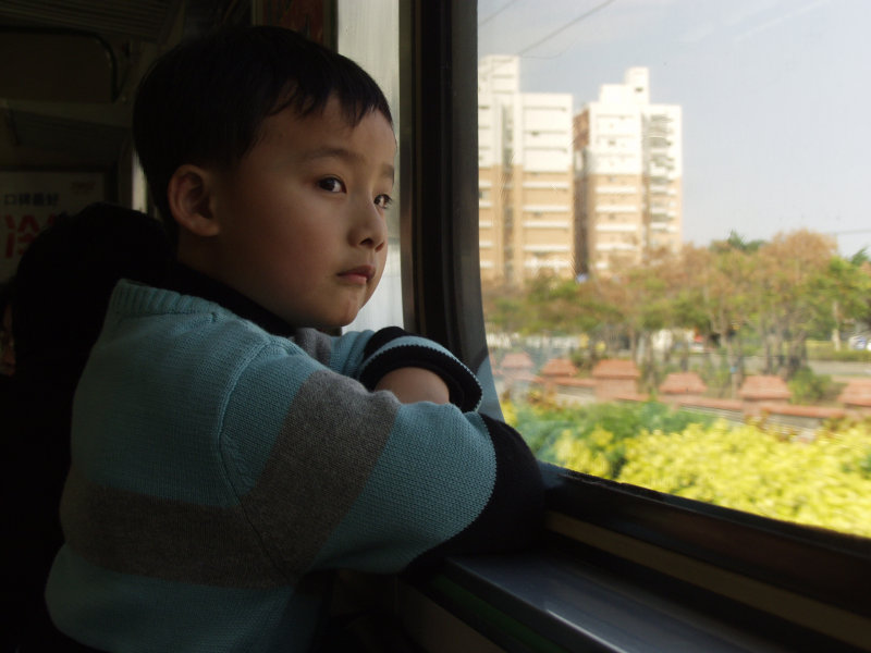 台灣鐵路旅遊攝影電車-區間車旅客特寫2005攝影照片242