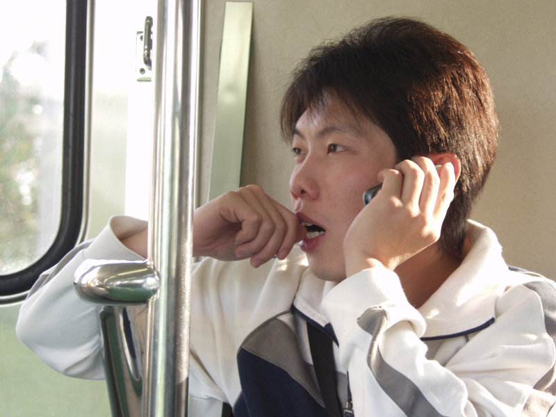 台灣鐵路旅遊攝影電車-區間車旅客特寫2005攝影照片258
