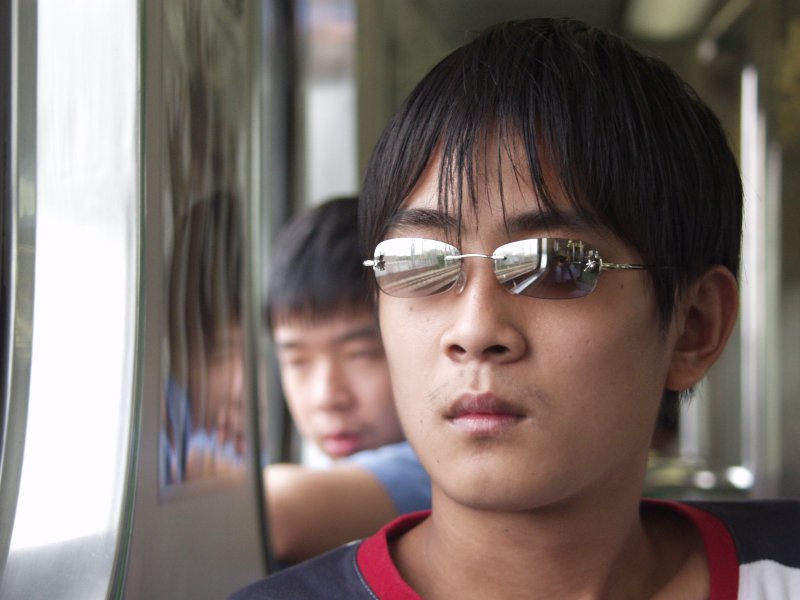 台灣鐵路旅遊攝影電車-區間車旅客特寫2005攝影照片269