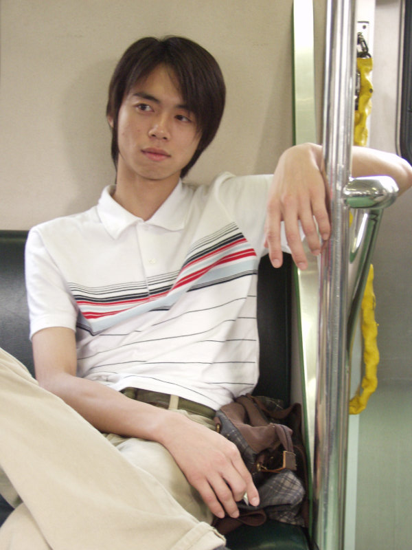 台灣鐵路旅遊攝影電車-區間車旅客特寫2005攝影照片293