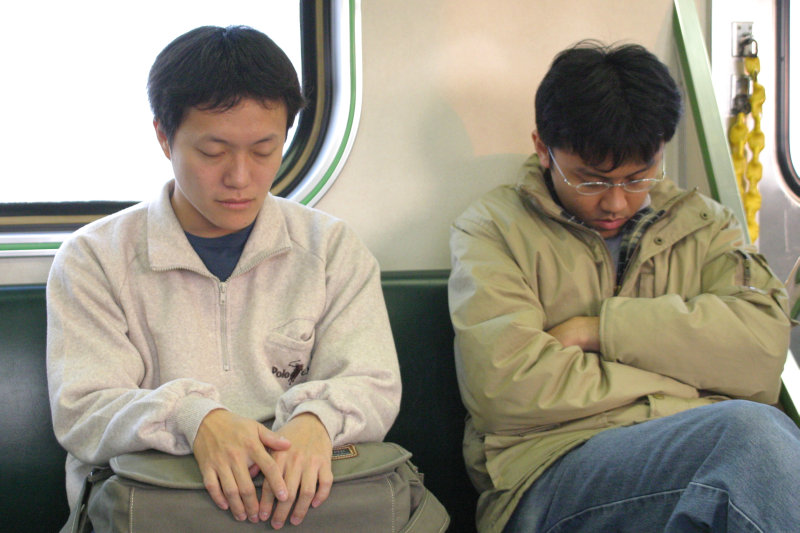 台灣鐵路旅遊攝影電車-區間車旅客特寫2006攝影照片4