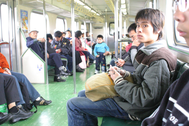台灣鐵路旅遊攝影電車-區間車旅客特寫2006攝影照片28