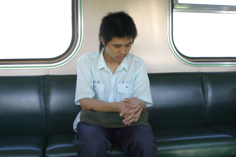 台灣鐵路旅遊攝影電車-區間車旅客特寫2006攝影照片37