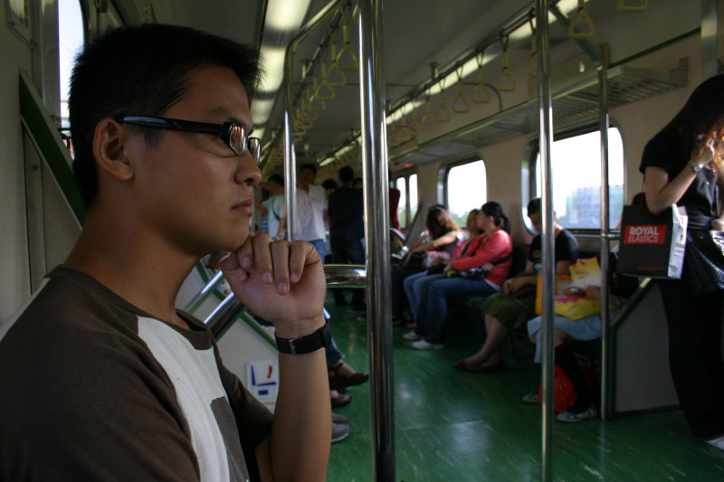台灣鐵路旅遊攝影電車-區間車旅客特寫2006攝影照片42