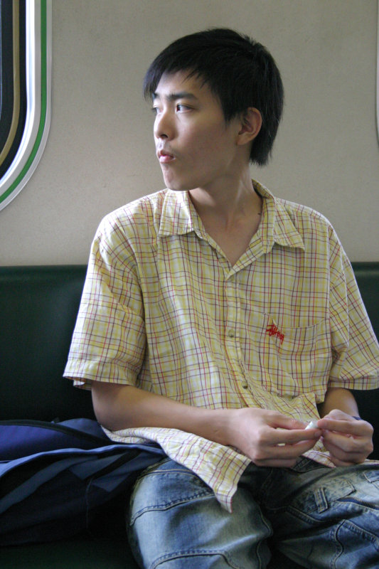 台灣鐵路旅遊攝影電車-區間車旅客特寫2006攝影照片45