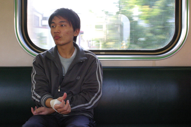 台灣鐵路旅遊攝影電車-區間車旅客特寫2006攝影照片56