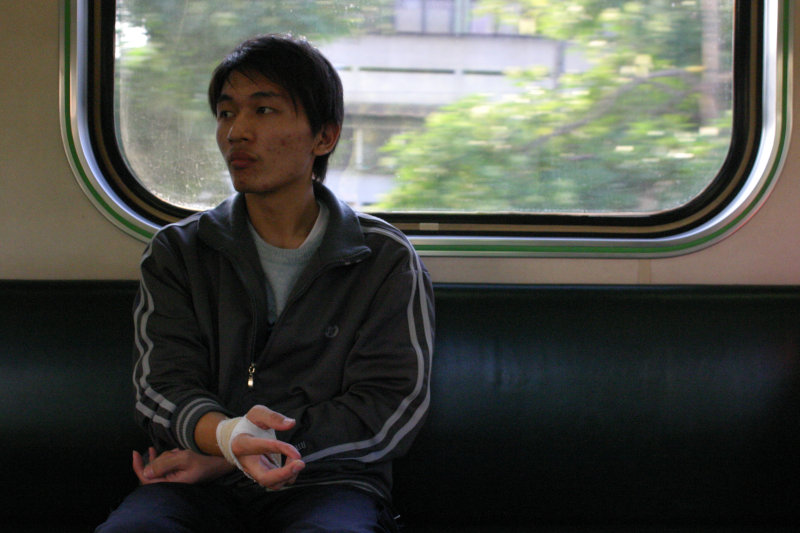 台灣鐵路旅遊攝影電車-區間車旅客特寫2006攝影照片57