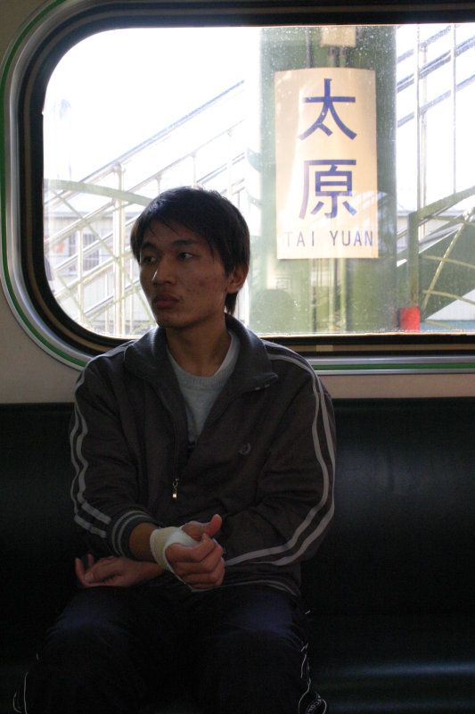 台灣鐵路旅遊攝影電車-區間車旅客特寫2006攝影照片58