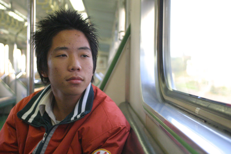 台灣鐵路旅遊攝影電車-區間車旅客特寫2006攝影照片60
