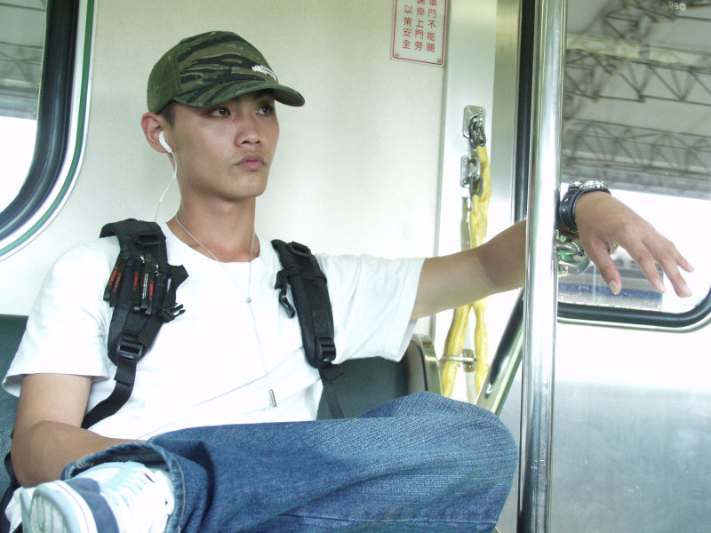 台灣鐵路旅遊攝影電車-區間車旅客特寫2006攝影照片120