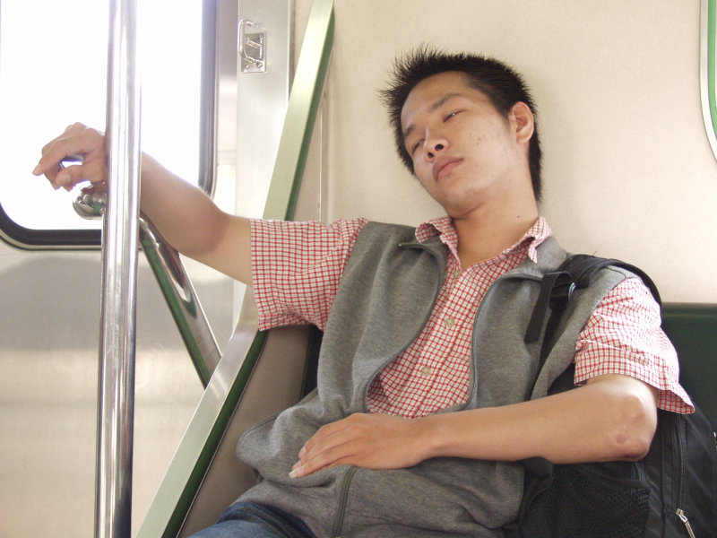 台灣鐵路旅遊攝影電車-區間車旅客特寫2006攝影照片134