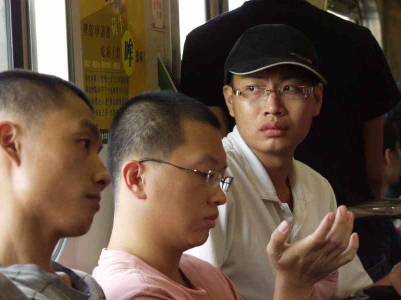 台灣鐵路旅遊攝影電車-區間車旅客特寫2006攝影照片153