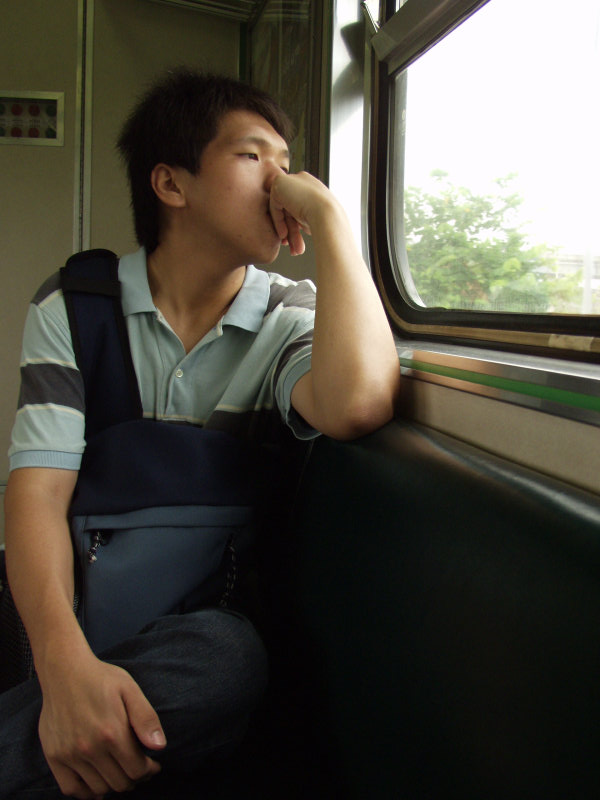 台灣鐵路旅遊攝影電車-區間車旅客特寫2006攝影照片159