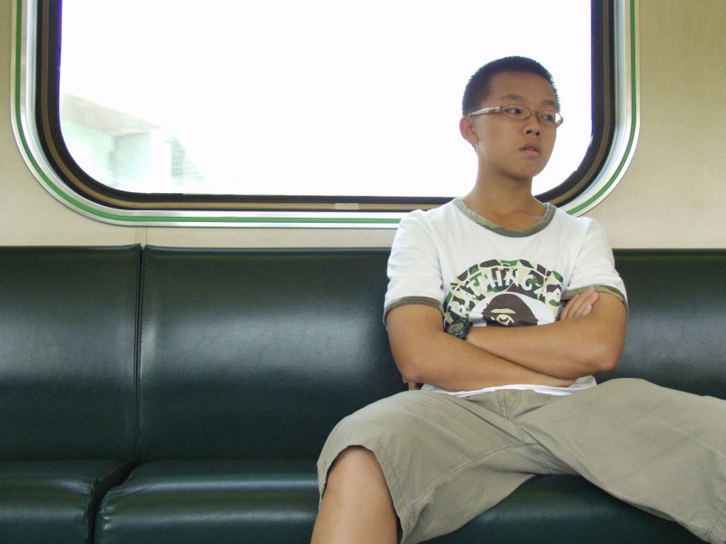 台灣鐵路旅遊攝影電車-區間車旅客特寫2006攝影照片166