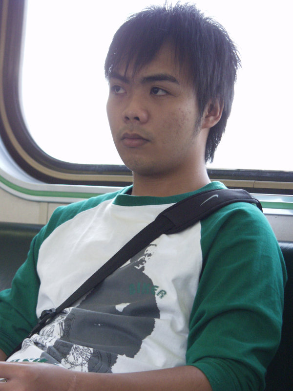 台灣鐵路旅遊攝影電車-區間車旅客特寫2006攝影照片175