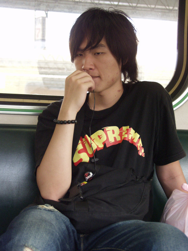 台灣鐵路旅遊攝影電車-區間車旅客特寫2006攝影照片193
