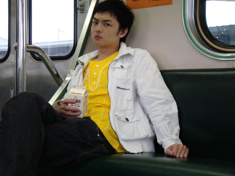台灣鐵路旅遊攝影電車-區間車旅客特寫2007攝影照片52