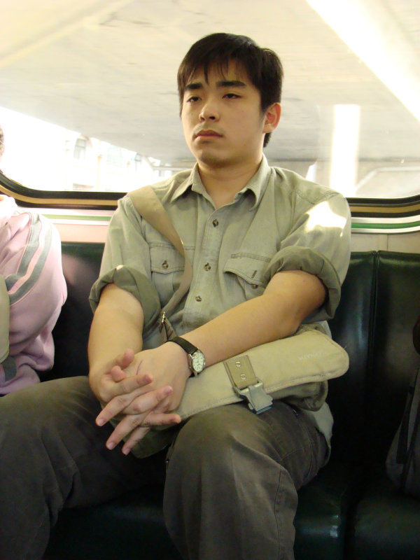 台灣鐵路旅遊攝影電車-區間車旅客特寫2007攝影照片153