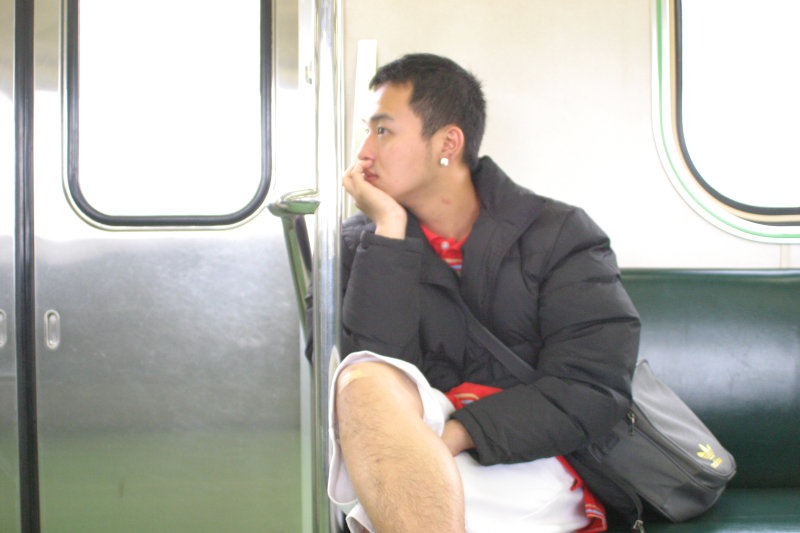 台灣鐵路旅遊攝影電車-區間車旅客特寫2007攝影照片167