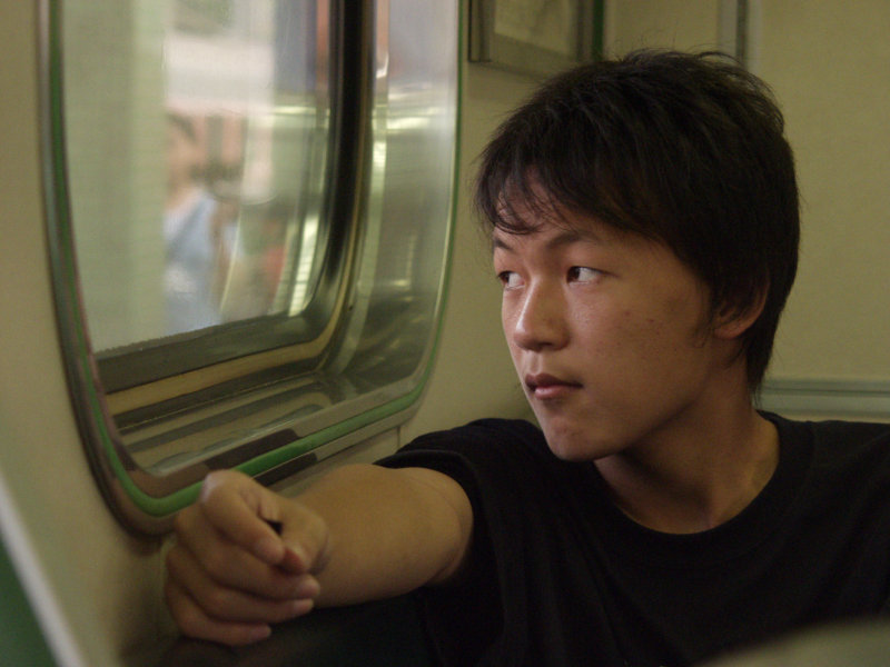 台灣鐵路旅遊攝影電車-區間車旅客特寫2007攝影照片200