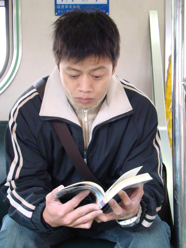 台灣鐵路旅遊攝影電車-區間車旅客特寫2008攝影照片4