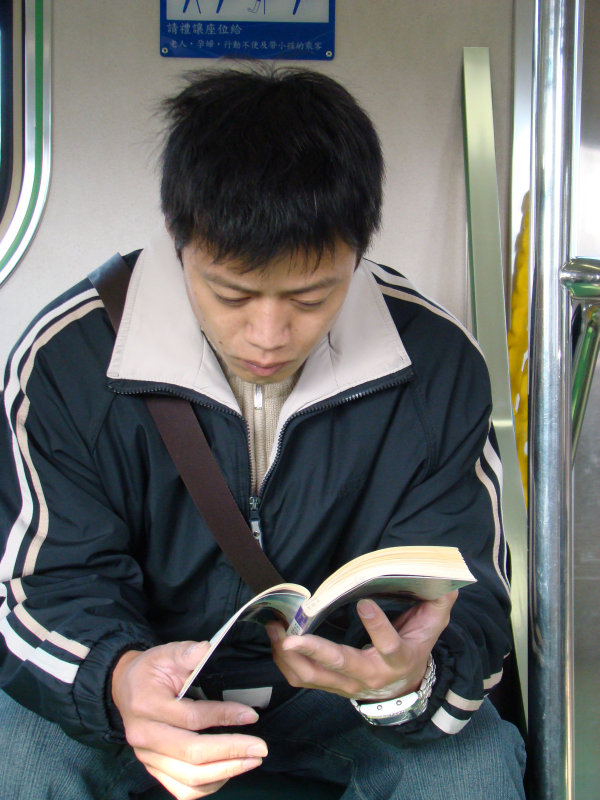 台灣鐵路旅遊攝影電車-區間車旅客特寫2008攝影照片5