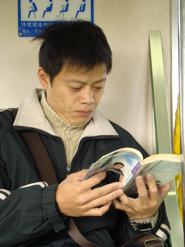 台灣鐵路旅遊攝影電車-區間車旅客特寫2008攝影照片7
