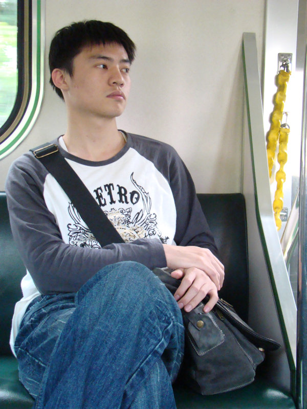台灣鐵路旅遊攝影電車-區間車旅客特寫2008攝影照片50