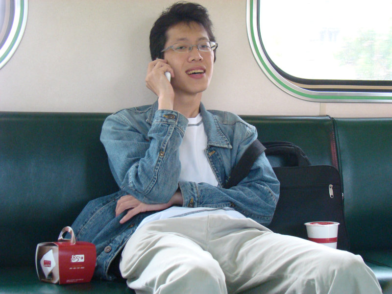 台灣鐵路旅遊攝影電車-區間車旅客特寫2008攝影照片57
