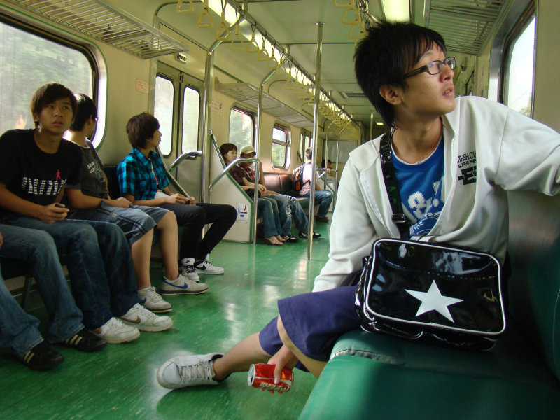 台灣鐵路旅遊攝影電車-區間車旅客特寫2009攝影照片20