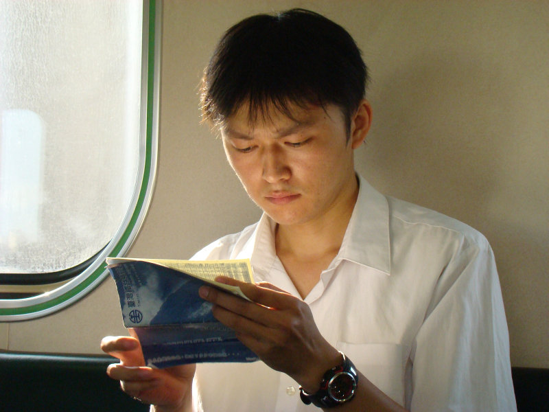 台灣鐵路旅遊攝影電車-區間車旅客特寫2009攝影照片21