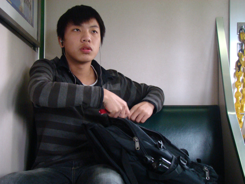 台灣鐵路旅遊攝影電車-區間車旅客特寫2009攝影照片44