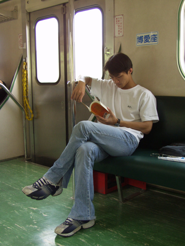 台灣鐵路旅遊攝影電車-區間車旅客篇2002攝影照片23