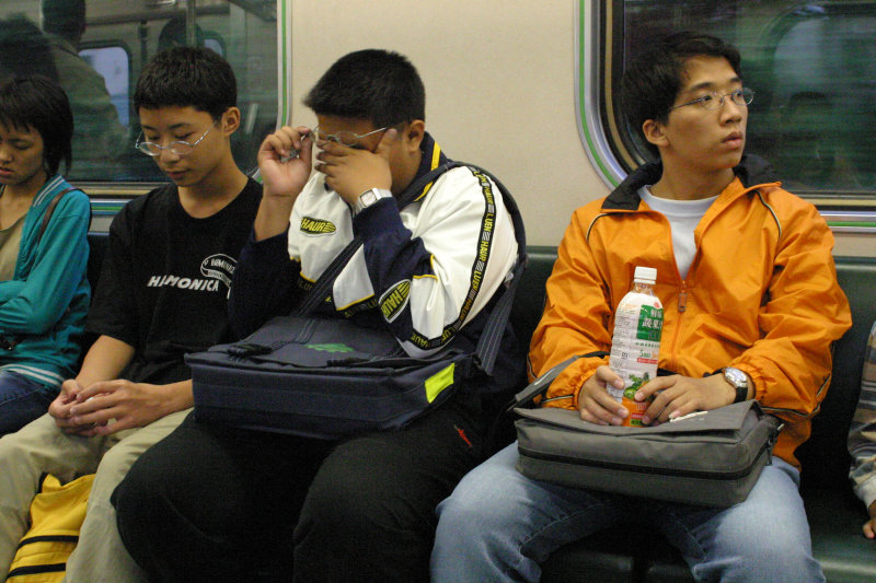 台灣鐵路旅遊攝影電車-區間車旅客篇2004攝影照片42