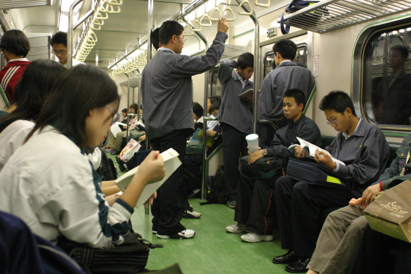 台灣鐵路旅遊攝影電車-區間車旅客篇2004攝影照片85